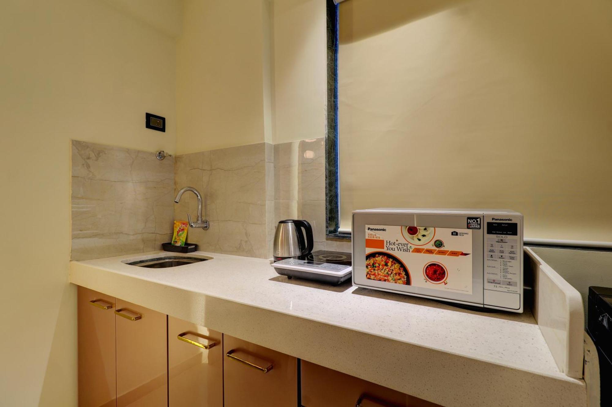 Home2 Suites And Service Apartments, Mumbai Airport Exterior foto